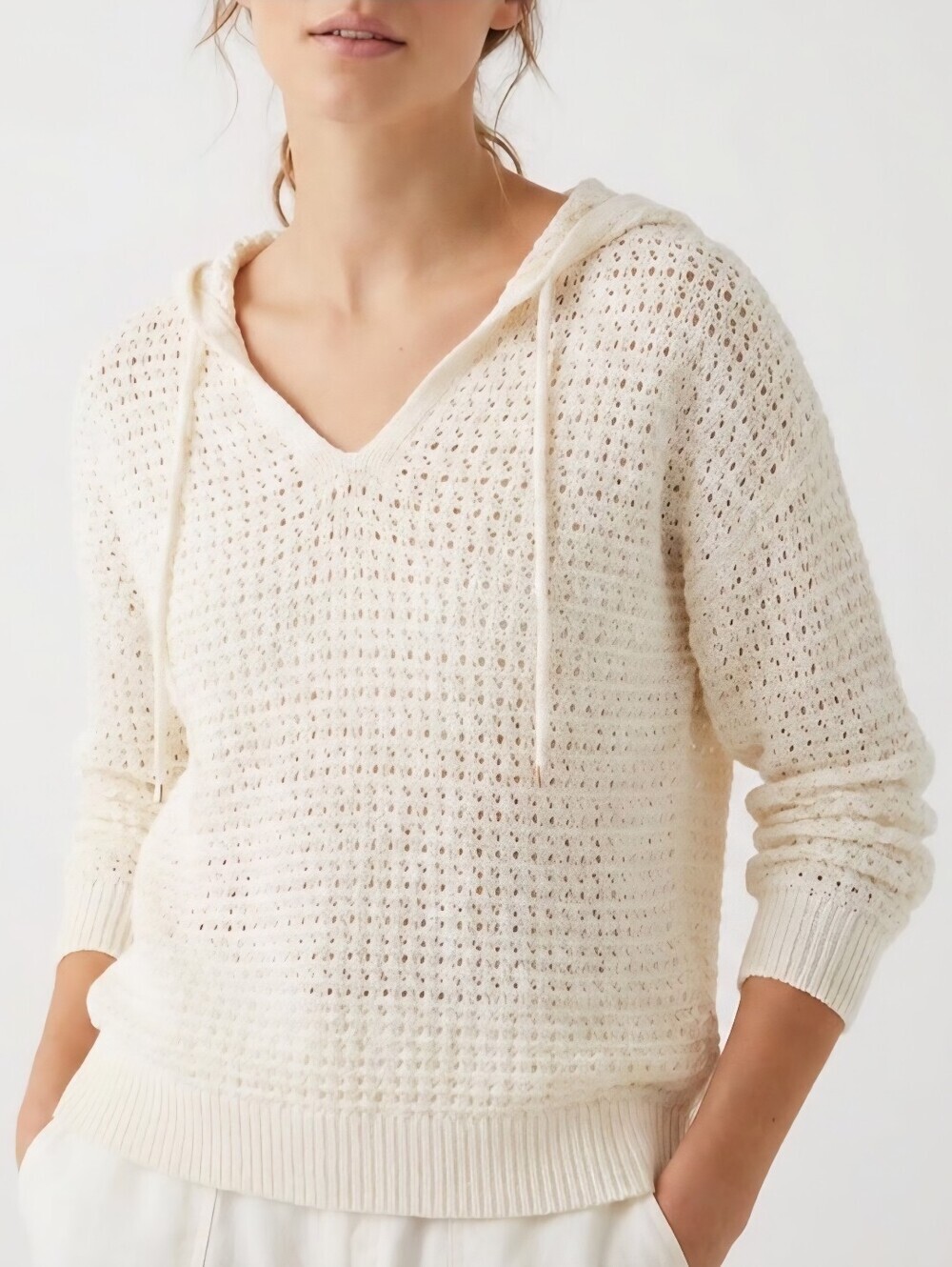 Nicole Miller Artelier White Polyester Crochet Hooded Sweater Medium